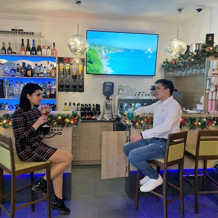 Waterfront Lodge ดูนาปาตาย ภายนอก รูปภาพ
